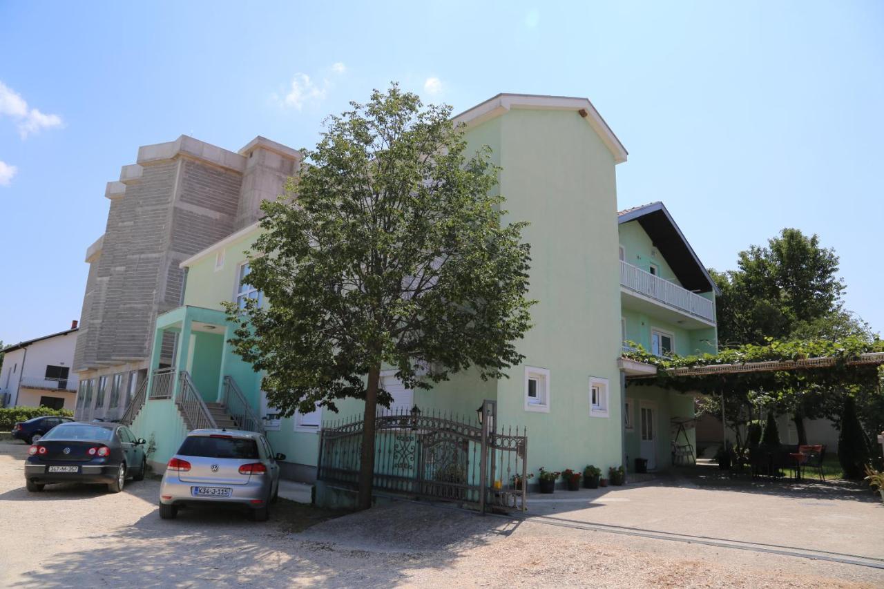 Pansion Devotions Hotel Medjugorje Luaran gambar